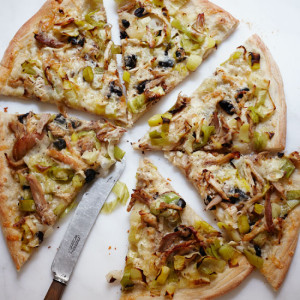 Roasted Chicken and Leek Pizza